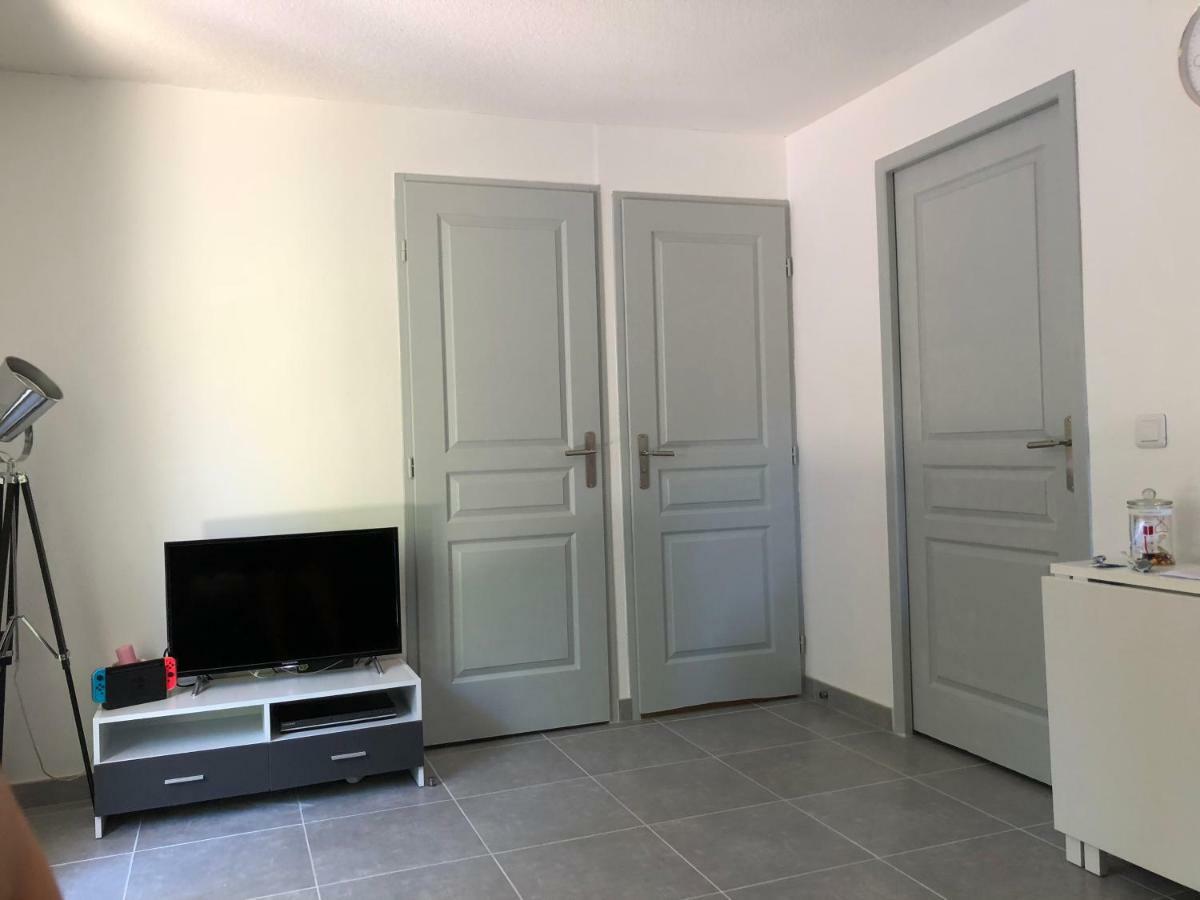 Ferienwohnung Mazet « Domaine De La Pinede » Le Lavandou Exterior foto
