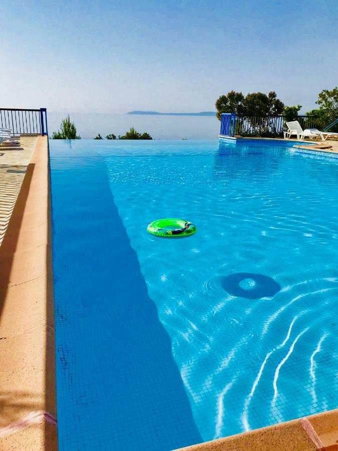 Ferienwohnung Mazet « Domaine De La Pinede » Le Lavandou Exterior foto