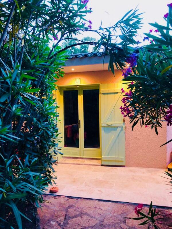 Ferienwohnung Mazet « Domaine De La Pinede » Le Lavandou Exterior foto